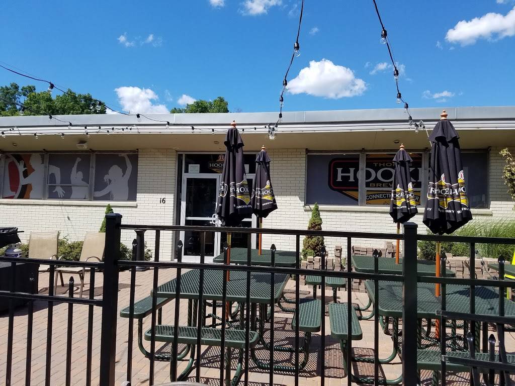 Thomas Hooker Brewery | restaurant | 16 Tobey Rd, Bloomfield, CT 06002, USA | 8602423111 OR +1 860-242-3111