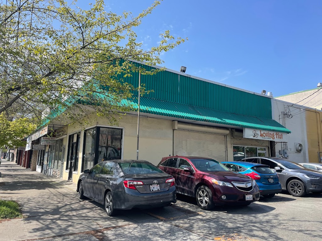 Loving Hut | restaurant | 1226 S Jackson St, Seattle, WA 98144, USA | 2062992219 OR +1 206-299-2219