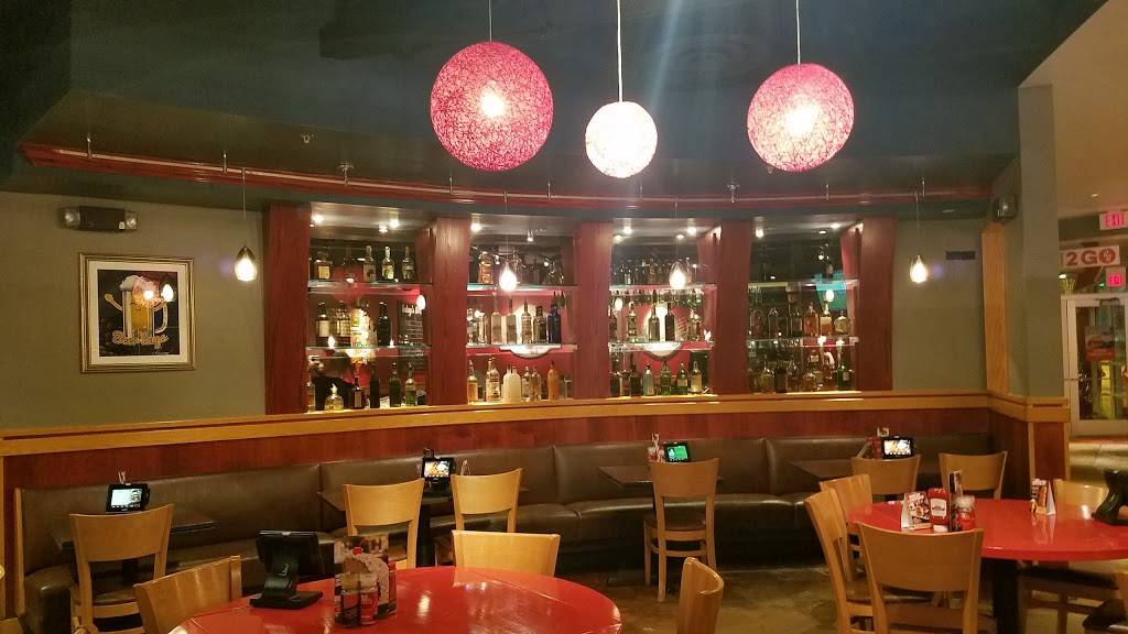 Red Robin Gourmet Burgers and Brews | restaurant | 250 S Weber Rd, Bolingbrook, IL 60490, USA | 6307593036 OR +1 630-759-3036