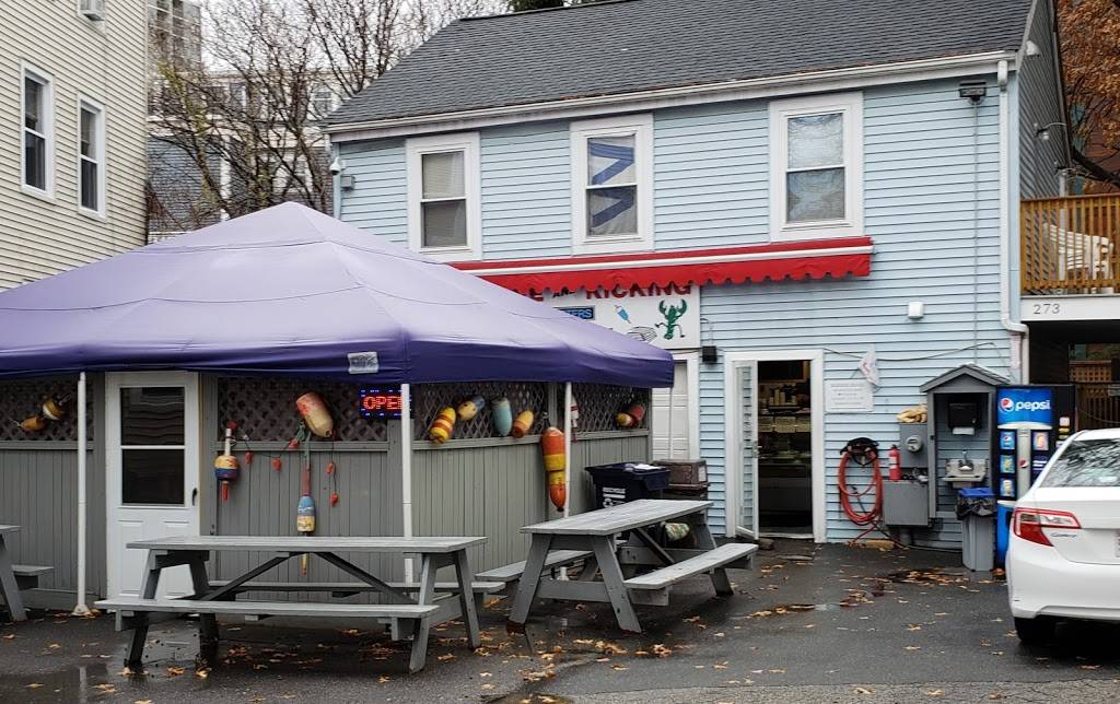 Alive & Kicking Lobsters | restaurant | 269 Putnam Ave, Cambridge, MA 02139, USA | 6178760451 OR +1 617-876-0451