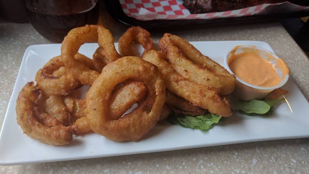 Chads BBQ | restaurant | 158 W Central Ave, Edgewater, MD 21037, USA | 4109567774 OR +1 410-956-7774