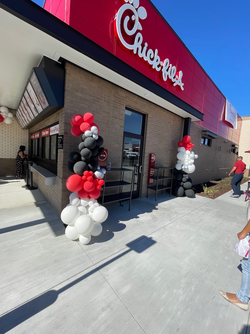 Shell | meal delivery | 5801 Silver Creek Valley Rd, San Jose, CA 95138, USA | 4082387348 OR +1 408-238-7348