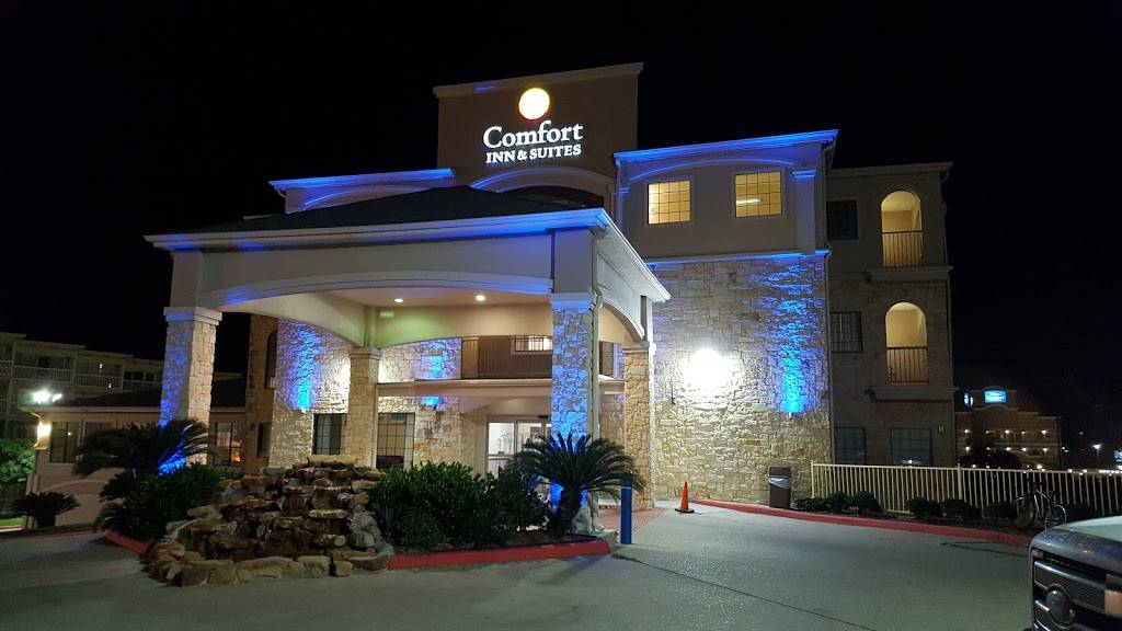 Comfort Inn & Suites Beachfront | restaurant | 6302 Seawall Blvd, Galveston, TX 77551, USA | 4097418888 OR +1 409-741-8888