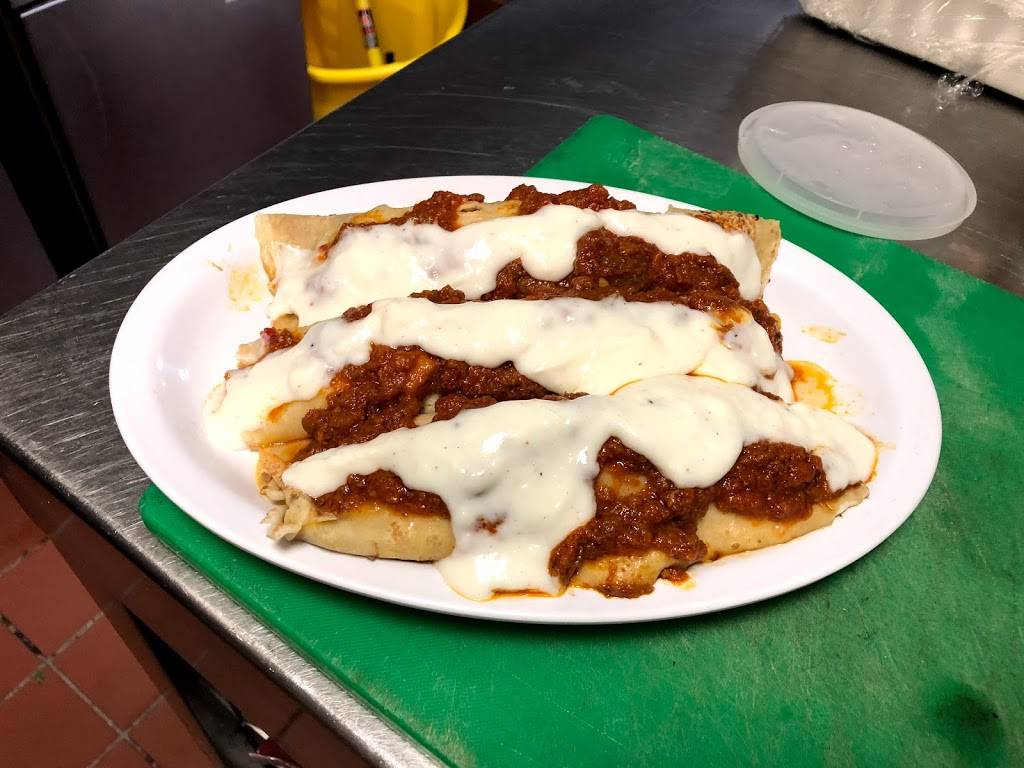 URUPILI Deli Restaurant & Pasteleria | restaurant | 518 Market St, Newark, NJ 07105, USA | 9733446891 OR +1 973-344-6891