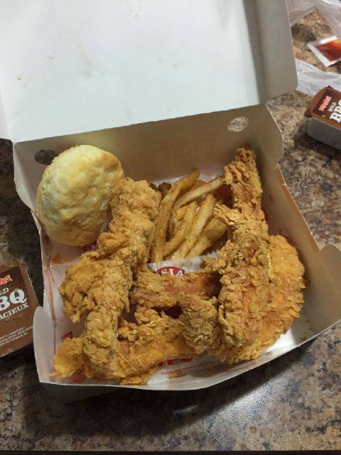 POPEYES CHICKEN BRAMALEA CITY CENTRE | restaurant | 50 Peel Centre Dr, Brampton, ON L6T 3R5, Canada | 9057938406 OR +1 905-793-8406