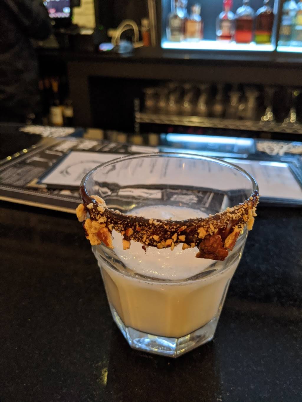 Dive Bar & Grille (Regent Square) | restaurant | 607 S Braddock Ave, Pittsburgh, PA 15221, USA | 4127276818 OR +1 412-727-6818