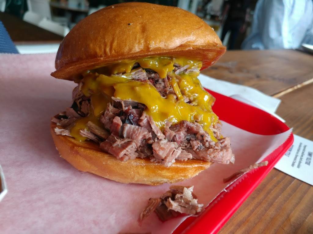 Caro-Bama BBQ | restaurant | 885 N Orange Ave, Orlando, FL 32801, USA | 4073425066 OR +1 407-342-5066