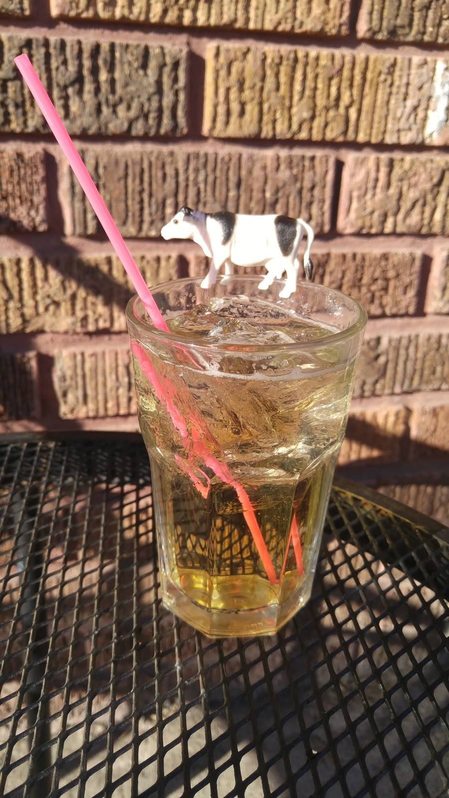 Up the Creek Grill & Bar | restaurant | 4246 112th St NW, Silver Creek, MN 55358, USA | 7638789993 OR +1 763-878-9993