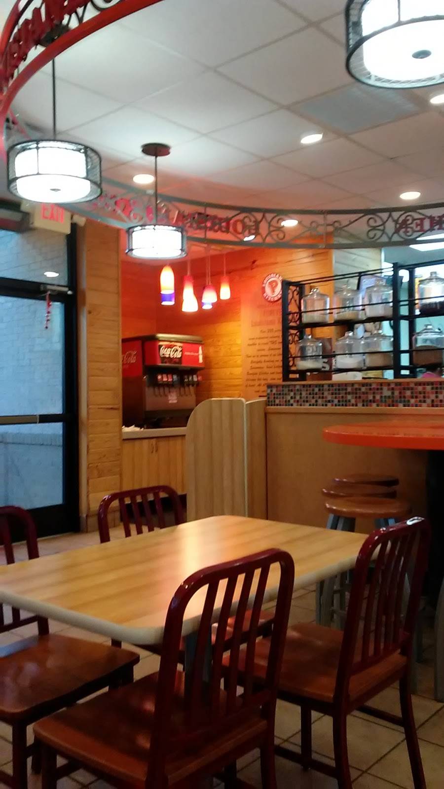 Popeyes Louisiana Kitchen | restaurant | 905 N Belt Line Rd, Grand Prairie, TX 75050, USA | 9722370450 OR +1 972-237-0450