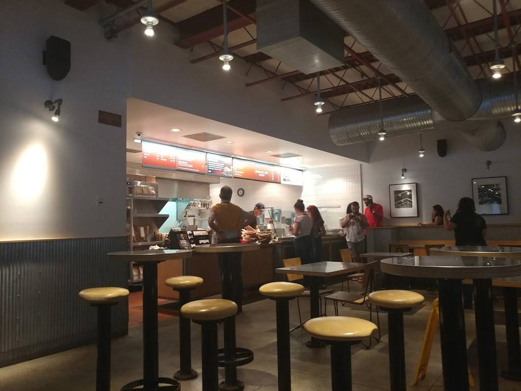 Chipotle Mexican Grill | restaurant | 8000 NW 154th St, Miami Lakes, FL 33016, USA | 3058187448 OR +1 305-818-7448