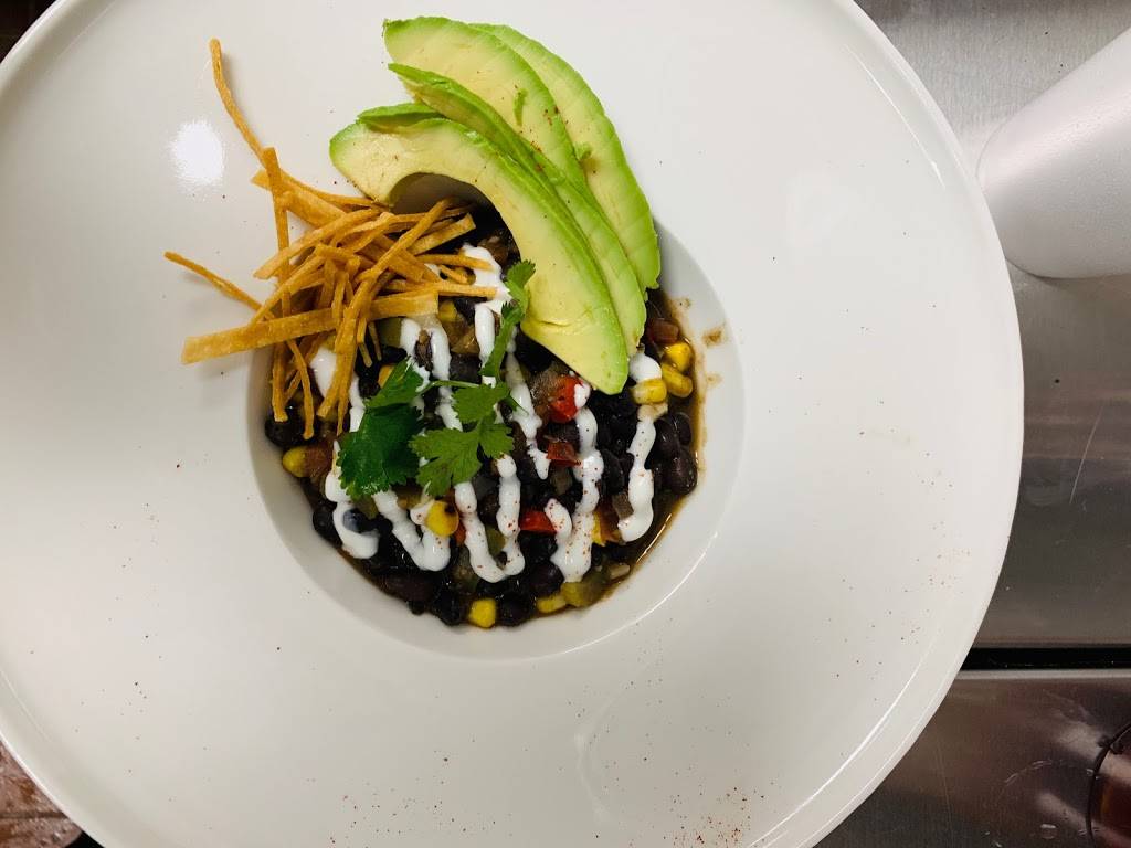 Mahoneys Texish Bar & Restaurant | restaurant | 24 Waterway Ave Suite 100, The Woodlands, TX 77380, USA | 8326635228 OR +1 832-663-5228