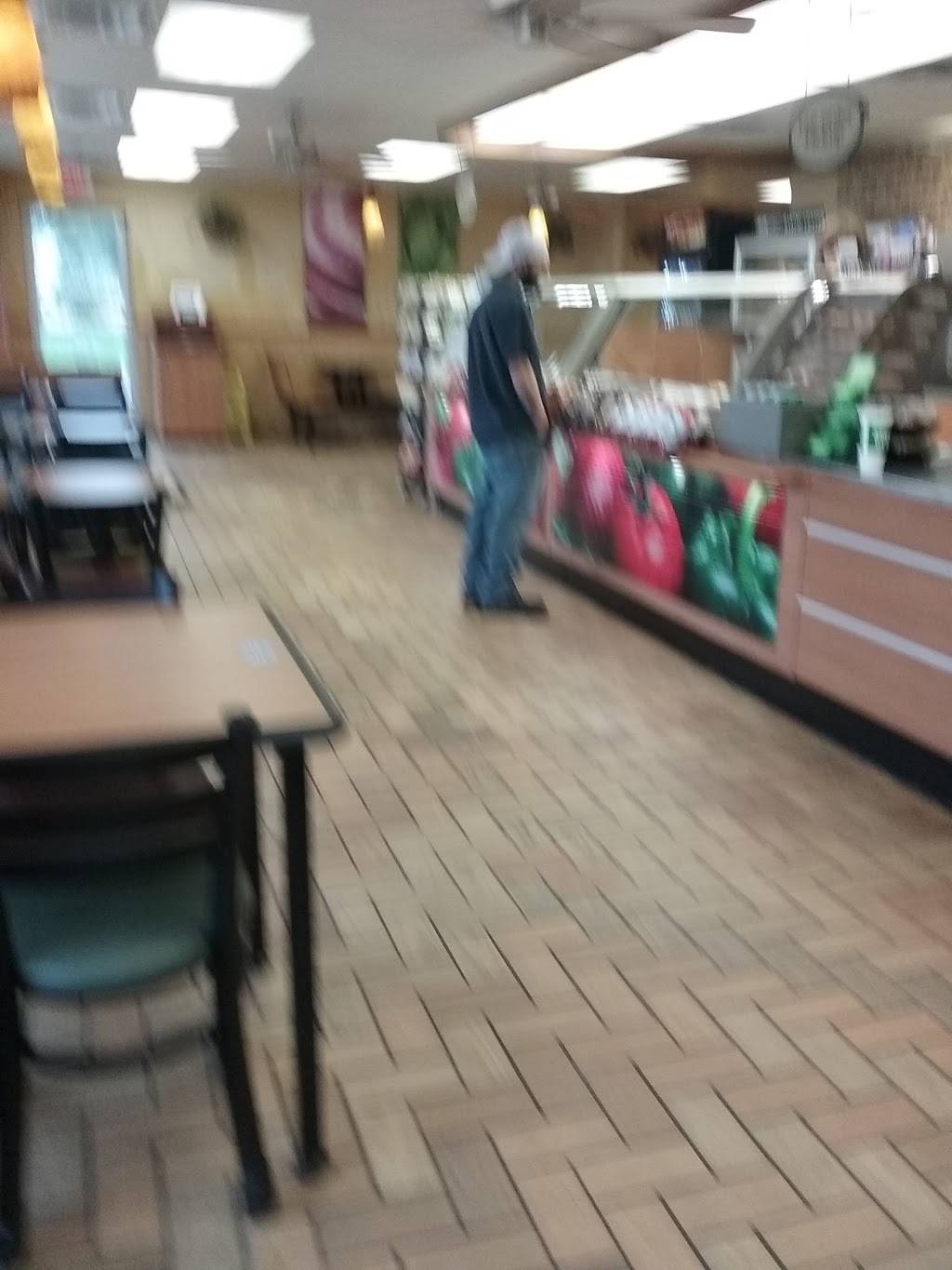 Subway Restaurants | restaurant | 2211 N Main St, Liberty, TX 77575, USA | 9363367827 OR +1 936-336-7827