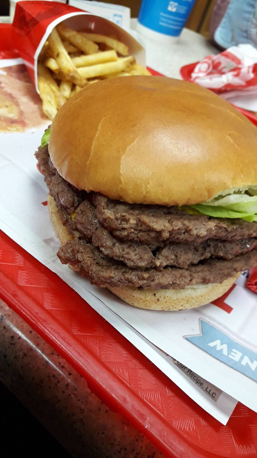 Wendys | restaurant | 3501 N Mesa St, El Paso, TX 79902, USA | 9155338031 OR +1 915-533-8031