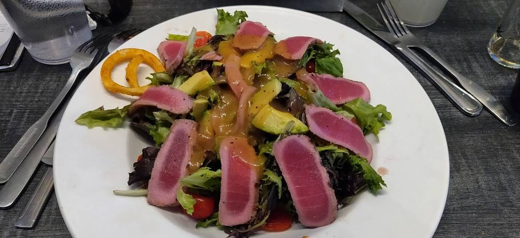 Parrys Pizzeria & Bar | restaurant | 4874 Thompson Pkwy, Johnstown, CO 80534, USA | 9705411775 OR +1 970-541-1775