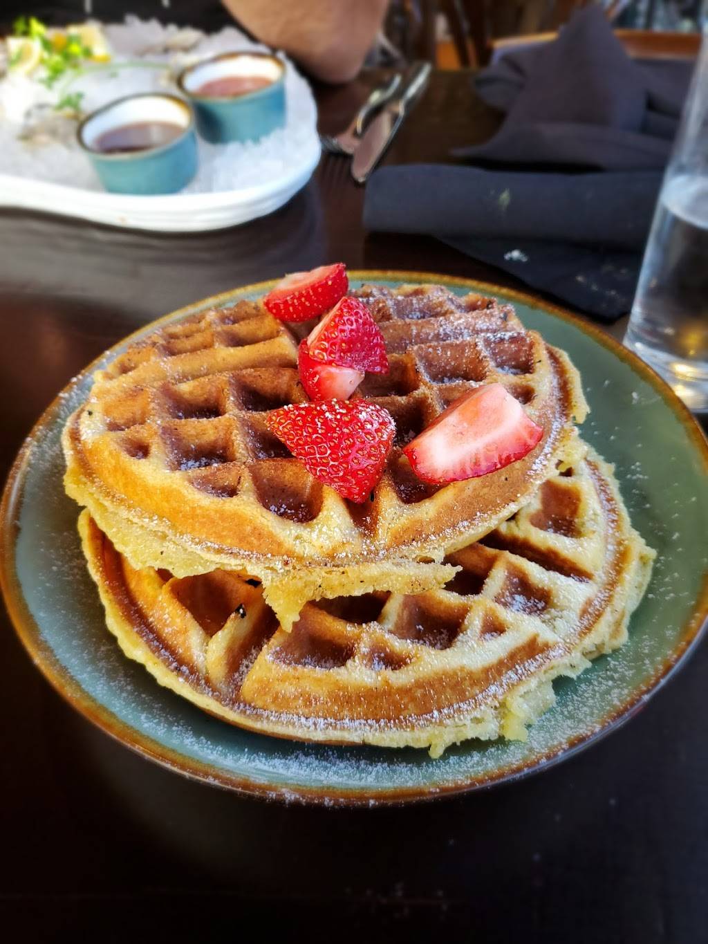 Phillips Seafood & Steak | restaurant | 1460 P St NW, Washington, DC 20005, USA | 2029192200 OR +1 202-919-2200