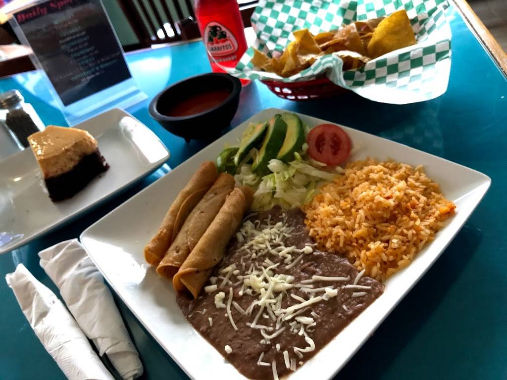 Silvia’s Authentic Mexican Cuisine | restaurant | 2345 N Broadway Ave, Wichita, KS 67219, USA | 3162264067 OR +1 316-226-4067