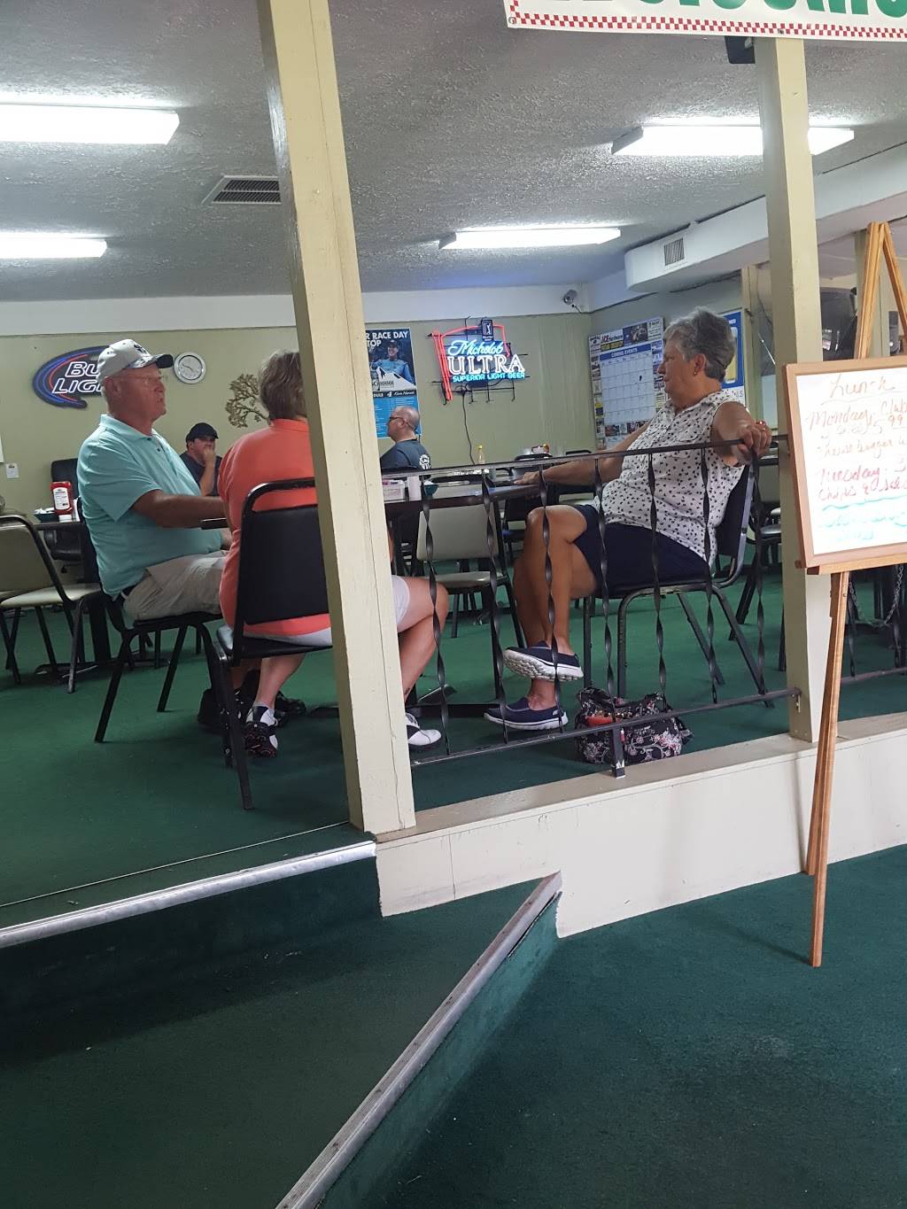 The Oaks Golf Club Cafe | restaurant | 1264 Co Rd 309, Crescent City, FL 32112, USA | 3864672512 OR +1 386-467-2512