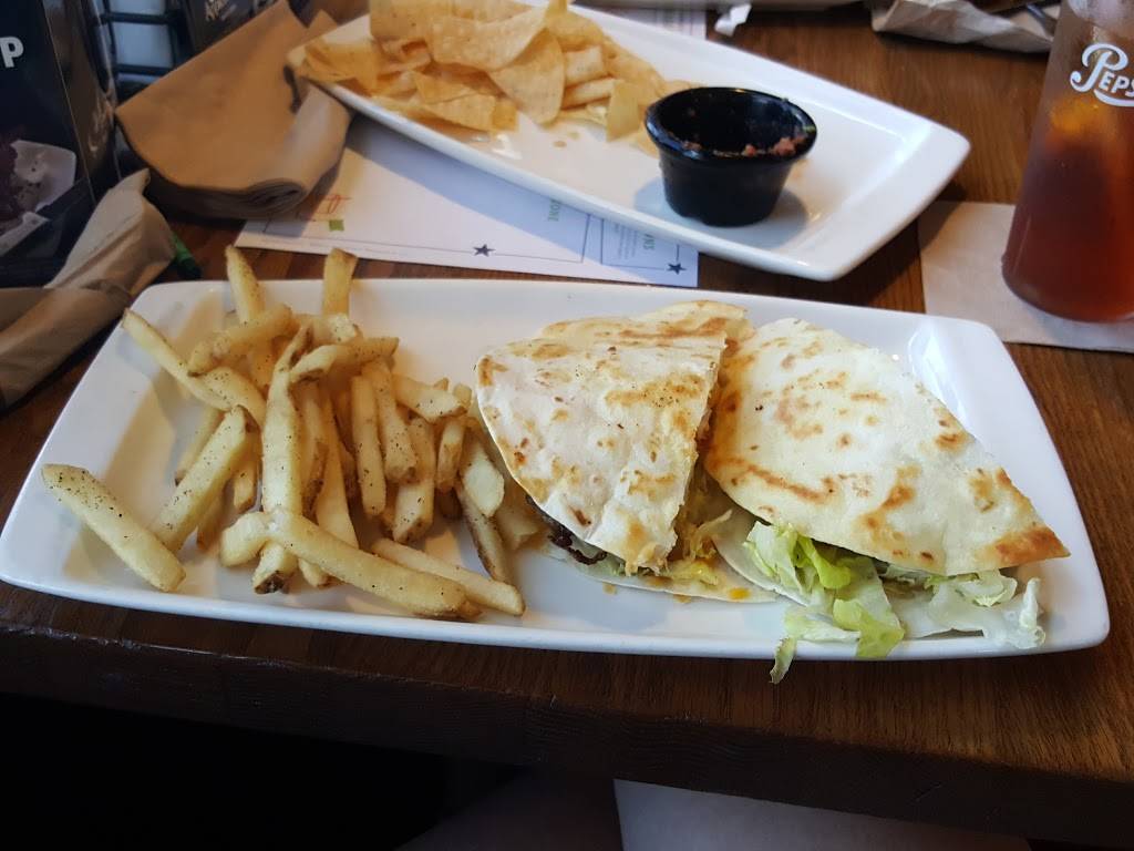 Applebees Grill + Bar | restaurant | 6645 NE Loop 820, North Richland Hills, TX 76180, USA | 8177889797 OR +1 817-788-9797