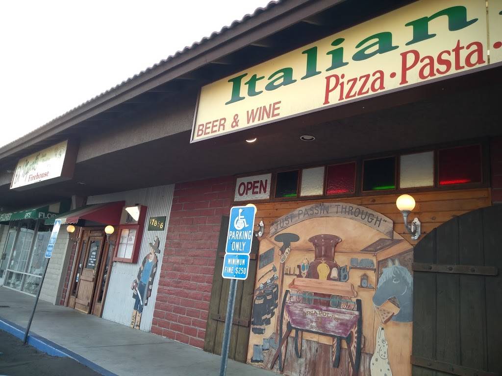 Di Napolis Fire House | restaurant | 17856 CA-18, Apple Valley, CA 92307, USA | 7602425802 OR +1 760-242-5802