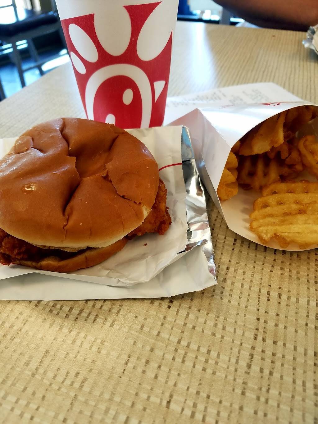 Chick-fil-A | restaurant | 11201 E 71st St, Tulsa, OK 74133, USA | 9184610777 OR +1 918-461-0777