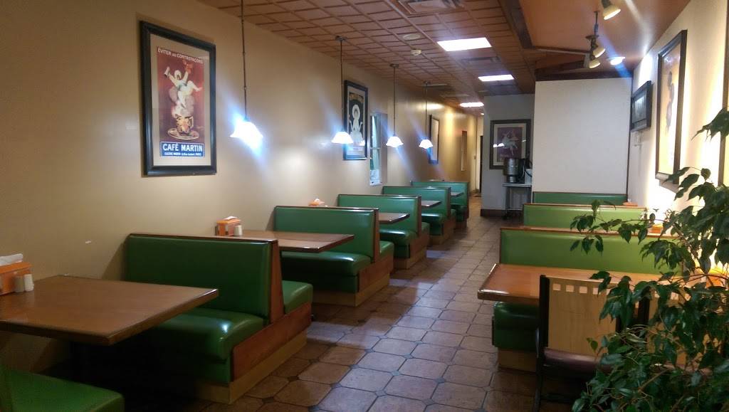 Pudgies Pizza | restaurant | 61 Bridge St, Corning, NY 14830, USA | 6079627400 OR +1 607-962-7400