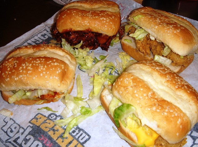 KFC | restaurant | 350 5th St, Brookings, OR 97415, USA | 5414120561 OR +1 541-412-0561