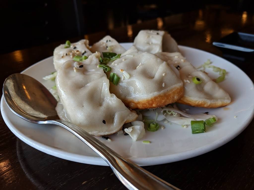 Golden Palace Restaurant | restaurant | 581 Moraga Rd, Moraga, CA 94556, USA | 9256310284 OR +1 925-631-0284