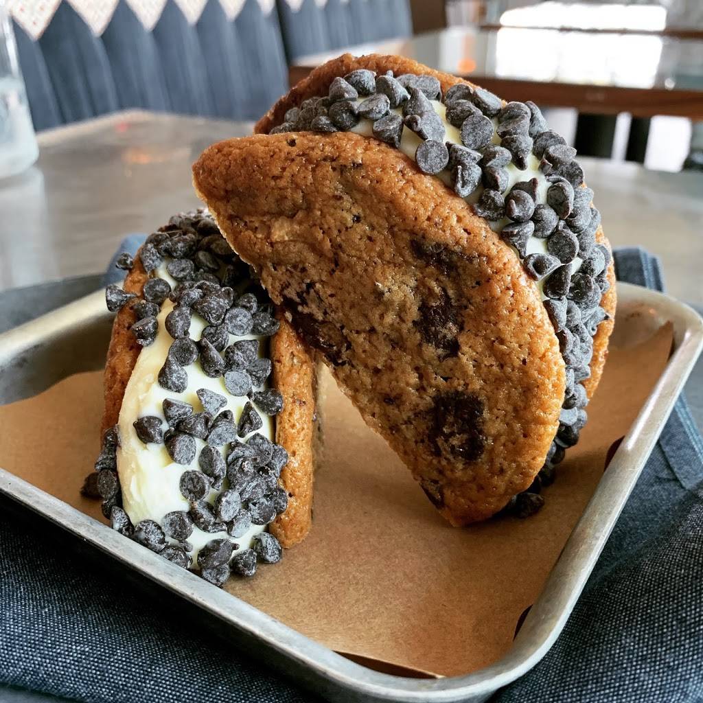 L.A. Jackson | restaurant | 401 11th Ave S, Nashville, TN 37203, USA | 6152626007 OR +1 615-262-6007