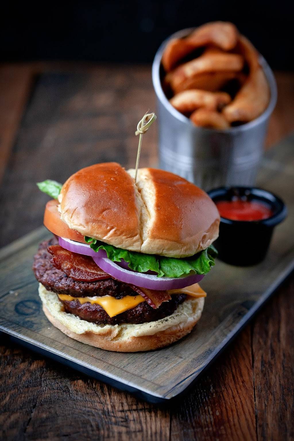 Dogwood Social House | restaurant | 80 S Plaza Way, Cape Girardeau, MO 63703, USA | 5738371260 OR +1 573-837-1260