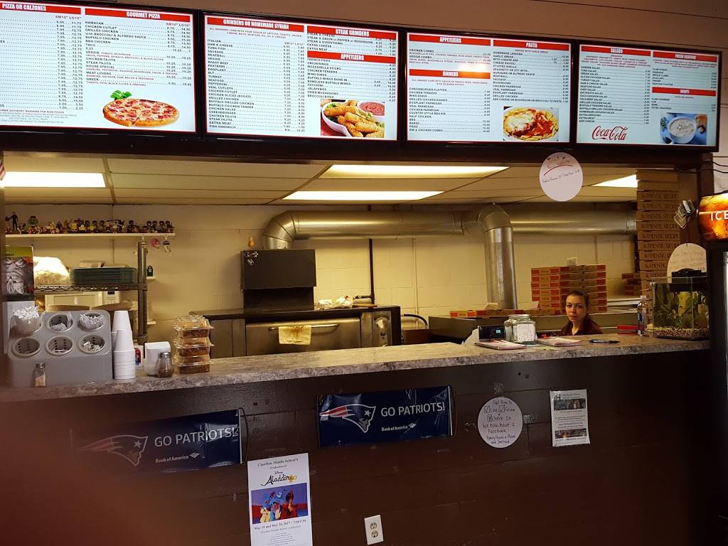 Charlton House Of Pizza & Seafood | restaurant | 109 Masonic Home Rd, Charlton, MA 01507, USA | 5084341666 OR +1 508-434-1666