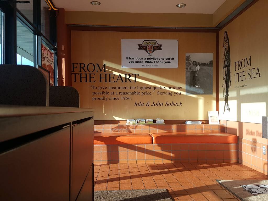 Chicken Shack Macomb Twp. | meal takeaway | 51058 Romeo Plank Rd, Macomb, MI 48042, USA | 5869921813 OR +1 586-992-1813