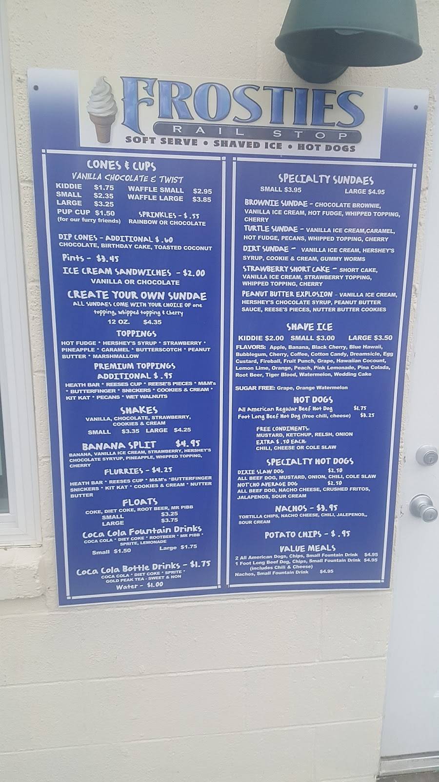 Frosties Rail Stop | restaurant | 301 W Main St, Louisa, VA 23093, USA | 5404183732 OR +1 540-418-3732