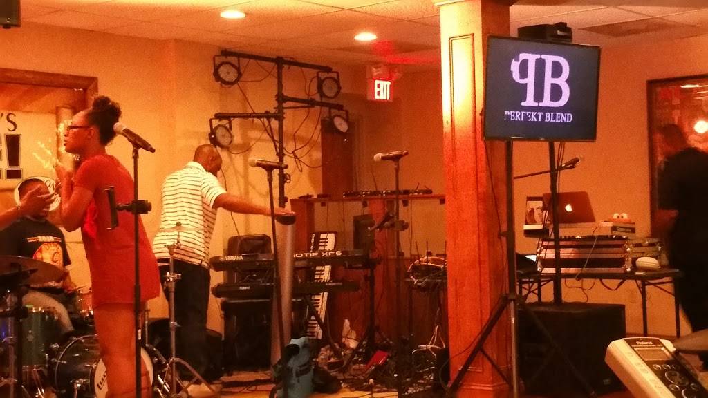 Shannons | restaurant | 2801 Plank Rd, Fredericksburg, VA 22401, USA | 5407868321 OR +1 540-786-8321