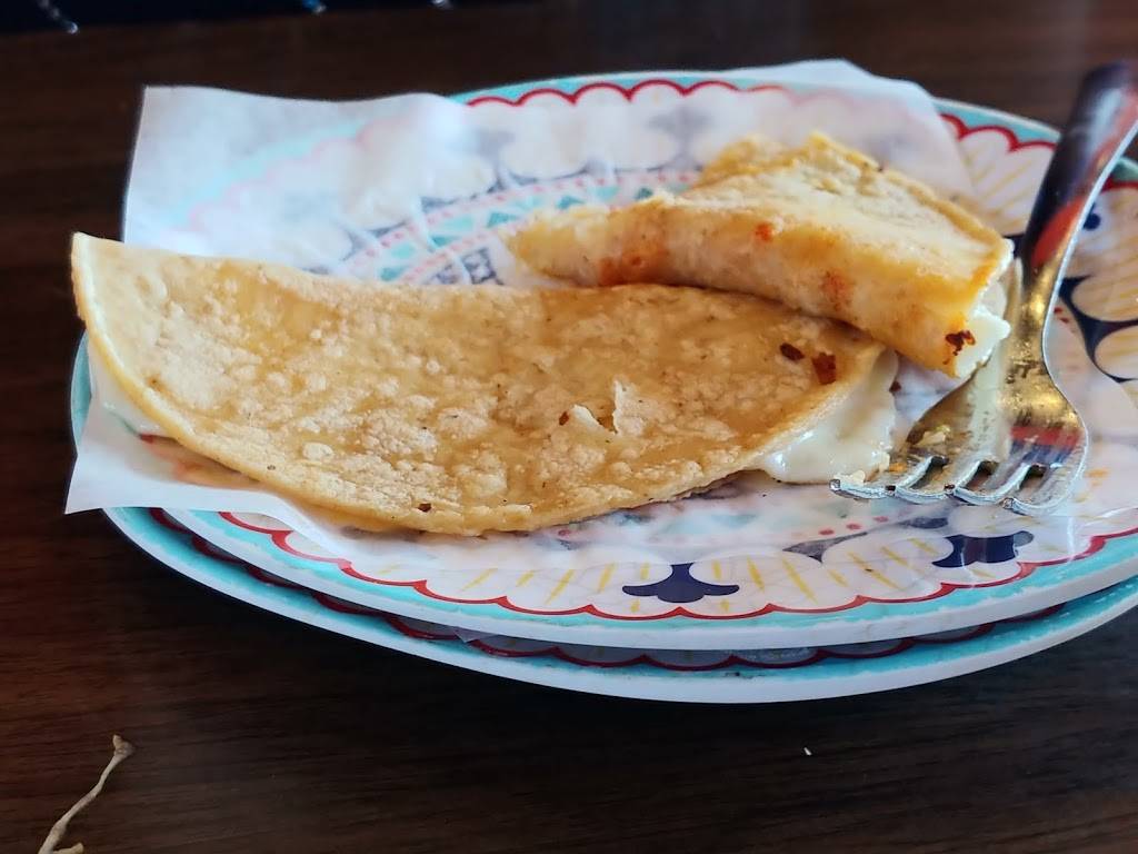 Taqueria Guerrero #1 | restaurant | 205 W Water St, Waukegan, IL 60085, USA | 8472449051 OR +1 847-244-9051