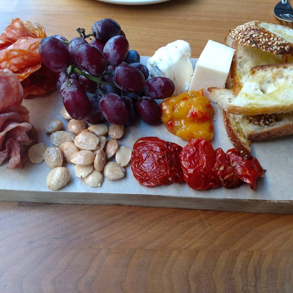 Hudson 29 Kitchen + Drink | restaurant | 260 Market St D, New Albany, OH 43054, USA | 6148592900 OR +1 614-859-2900