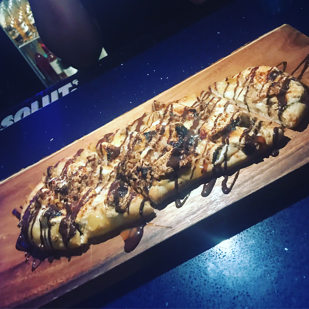 Vincents Nightclub | restaurant | 6 Billings St, Randolph, MA 02368, USA | 7819864000 OR +1 781-986-4000