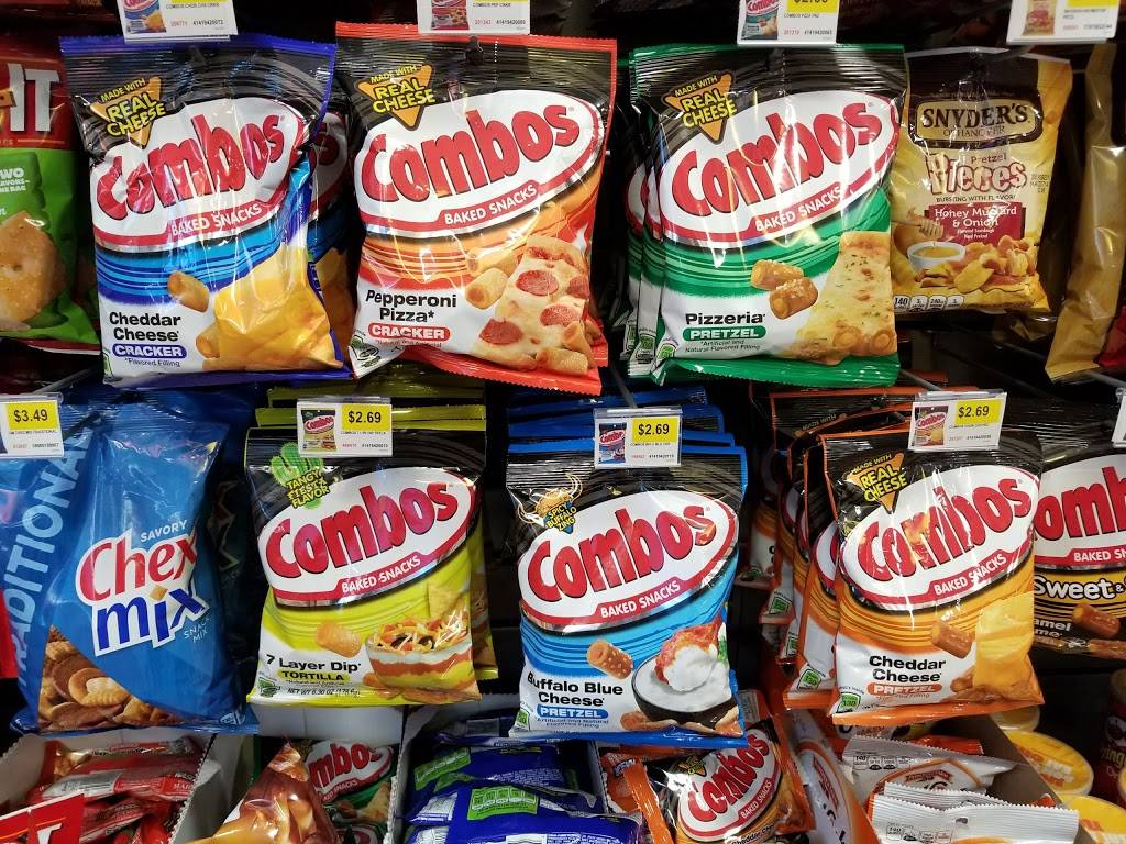 RaceTrac | bakery | 22350 S Tamiami Trail, Estero, FL 33928, USA | 2394953274 OR +1 239-495-3274