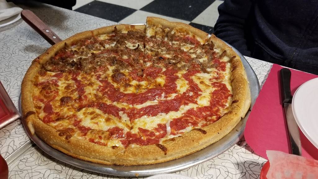 Julios Famous Pizzeria | restaurant | 515 S Oxford Valley Rd, Fairless Hills, PA 19030, USA | 2159454355 OR +1 215-945-4355