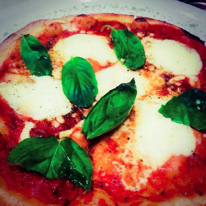 Bistro 360 | restaurant | 3353 Rue Ontario E, Montréal, QC H1W 1P8, Canada | 5143791809 OR +1 514-379-1809