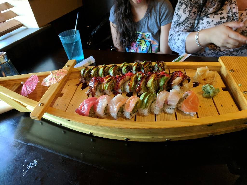 Kobe Steakhouse & Sushi | restaurant | 380 Gorham Rd, South Portland, ME 04106, USA | 2075353822 OR +1 207-535-3822