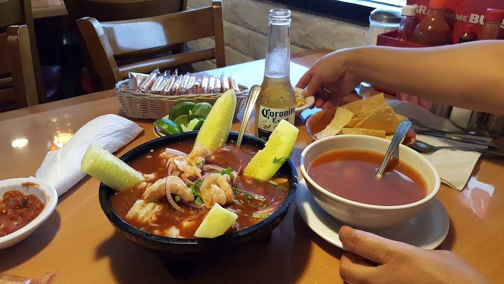 Delicias Del Mar | restaurant | 1401 El Paseo Rd, Las Cruces, NM 88001, USA | 5755242396 OR +1 575-524-2396