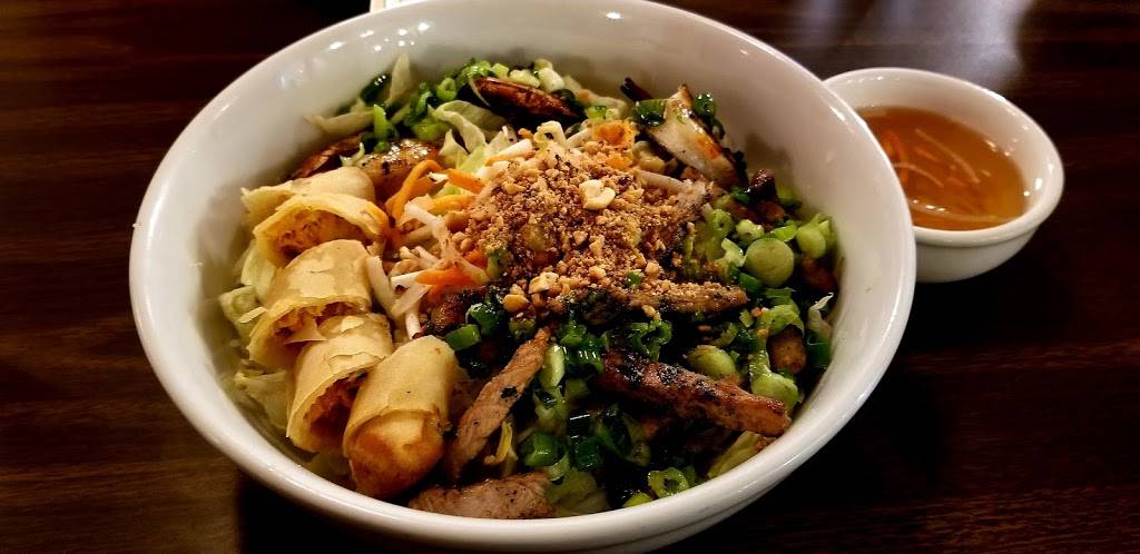 Phuong Nam | restaurant | 29 Willow St, Johnson City, NY 13790, USA | 6077669999 OR +1 607-766-9999