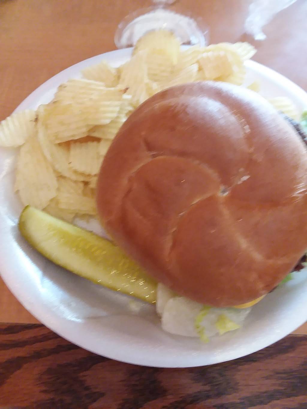 Arnis Rossville | restaurant | 17 N Plank St, Rossville, IN 46065, USA | 7653792764 OR +1 765-379-2764