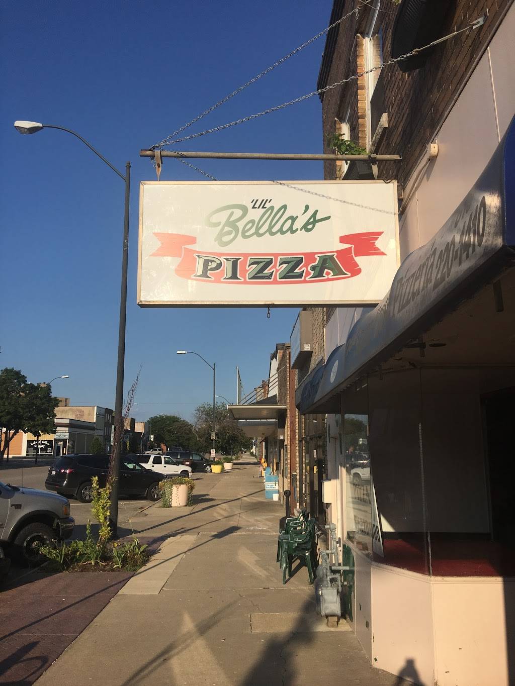 Lil Bellas Pizza | restaurant | 814 1st St, Lasalle, IL 61301, USA | 8152201909 OR +1 815-220-1909