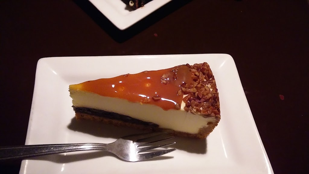 Kaldera Restaurant & Lounge | restaurant | 1205 Washington St, Pella, IA 50219, USA | 6416283339 OR +1 641-628-3339