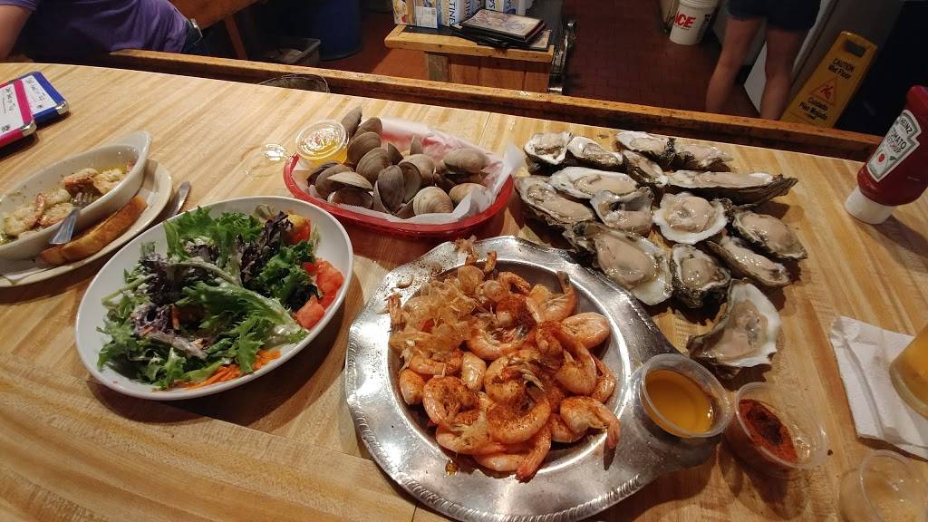 Oyster Troff | restaurant | 936 N Bay St, Eustis, FL 32726, USA | 3523579939 OR +1 352-357-9939