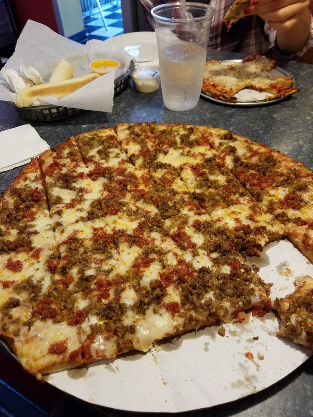 Pizza King | restaurant | 10615 Zionsville Rd, Zionsville, IN 46077, USA | 3178732363 OR +1 317-873-2363