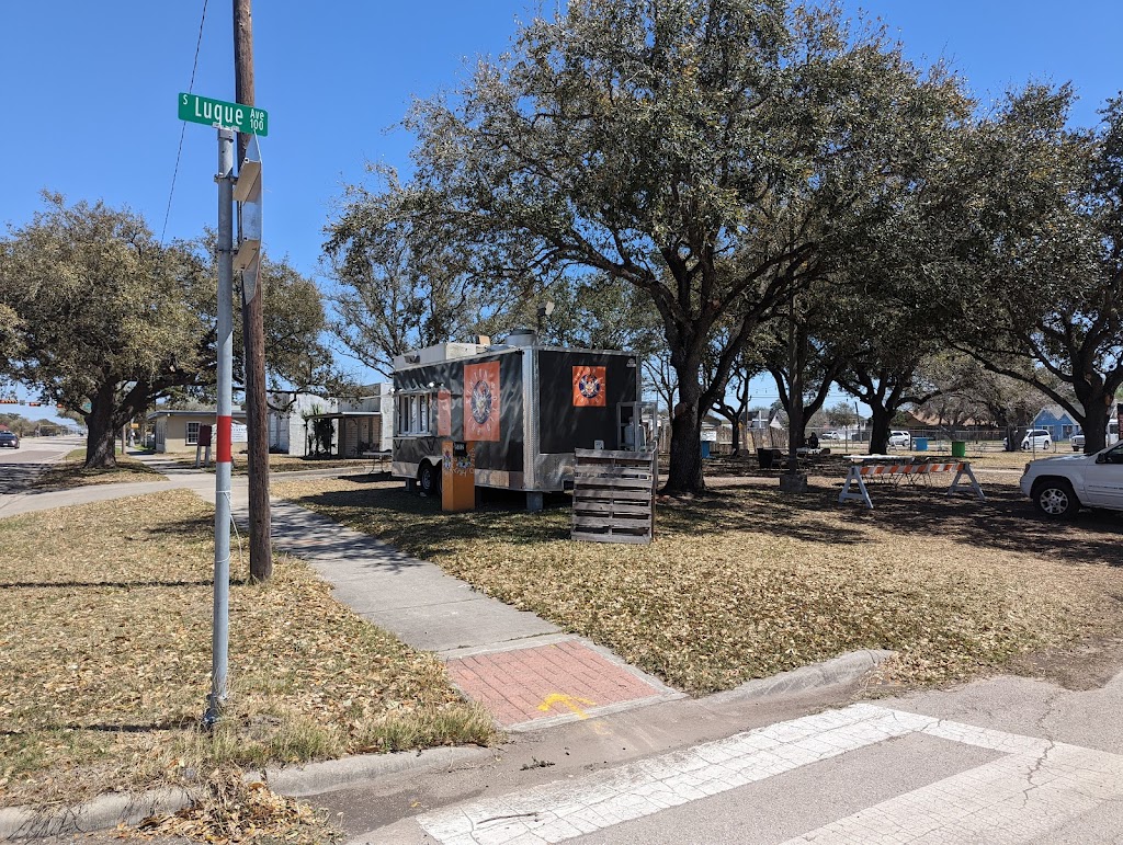 Sinton Pollo Hut | restaurant | 502 E Sinton St, Sinton, TX 78387, USA | 3616664230 OR +1 361-666-4230