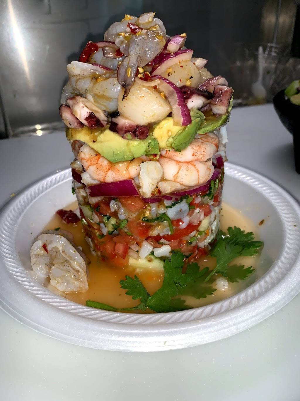 Mariscos Las Palmas | restaurant | 2818 N Albert Pike Ave, Fort Smith, AR 72904, USA | 4797194047 OR +1 479-719-4047