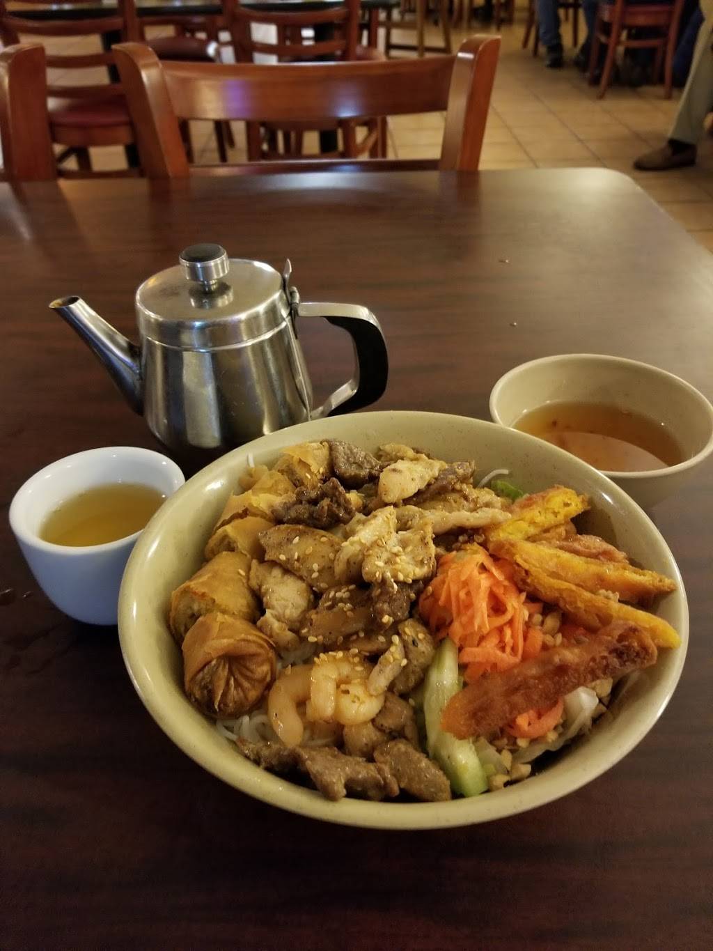 Trang Le Vietnamese Family Restaurant | restaurant | 665-753 S 145th E Ave, Broken Arrow, OK 74012, USA | 9189947676 OR +1 918-994-7676